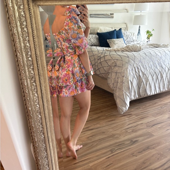 Super Cute Floral Romper/Dress - Picture 5 of 6